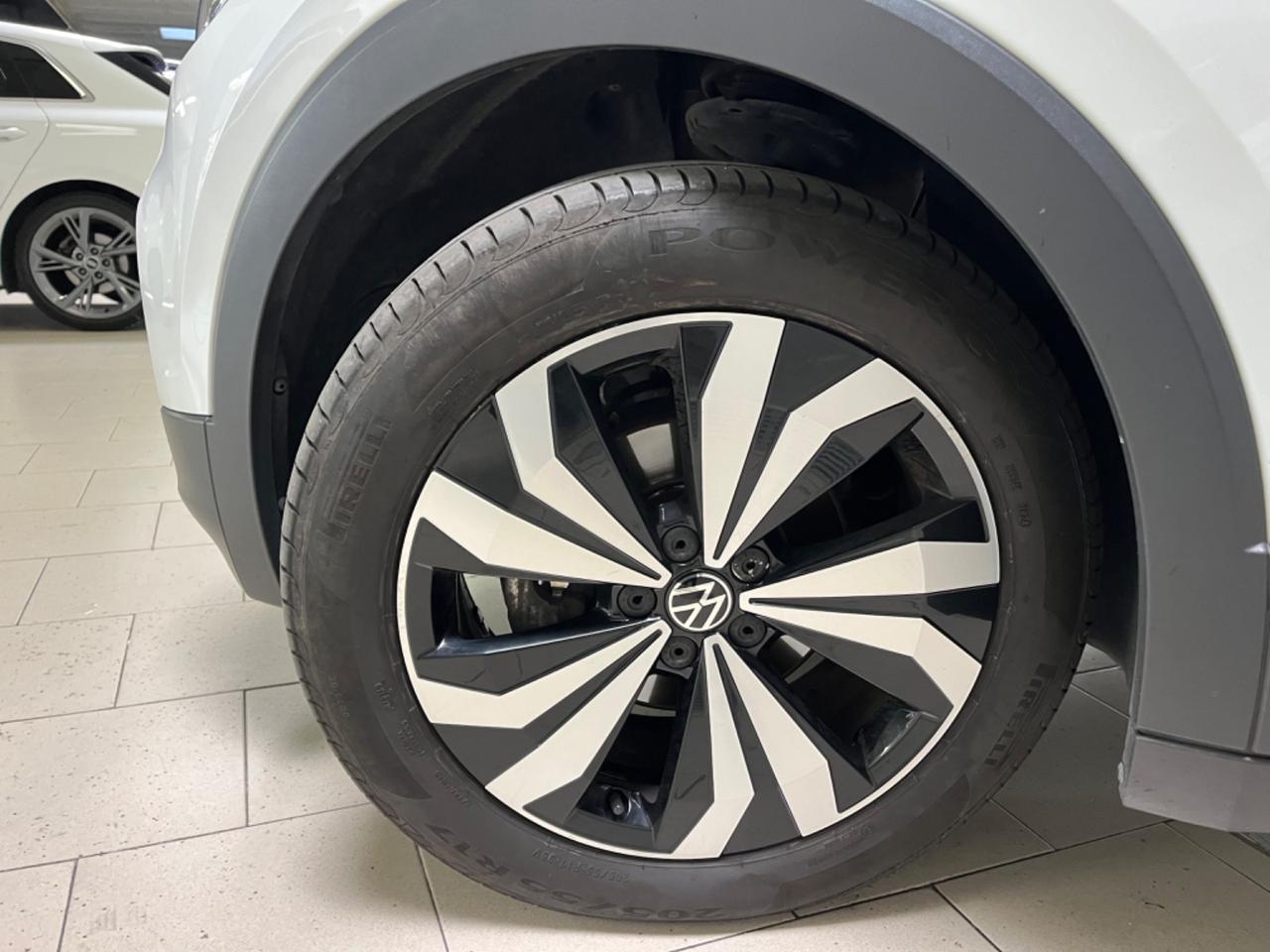 Volkswagen T-Cross 1.0 TSI 110 CV DSG Sport
