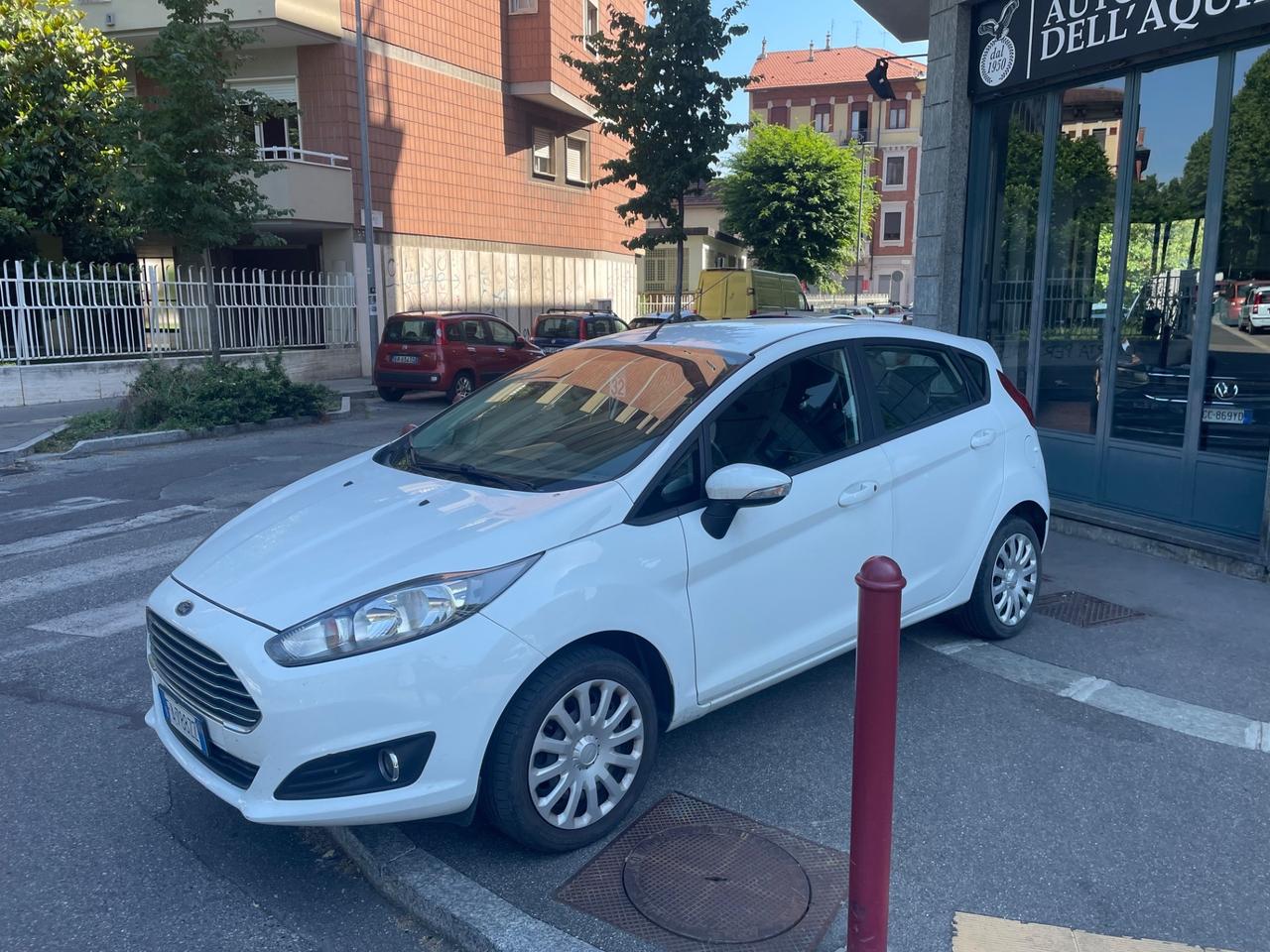 Ford Fiesta 1.4 5 porte Bz.- GPL/GARANZIA 12 MESI