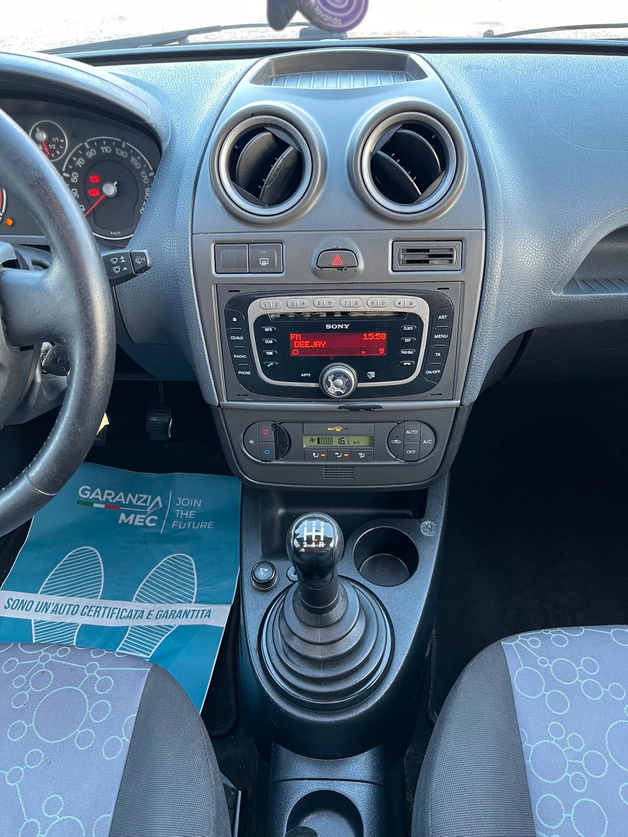 Ford Fiesta 1.4 TDCi - NEOPATENTATI - PERMUTO