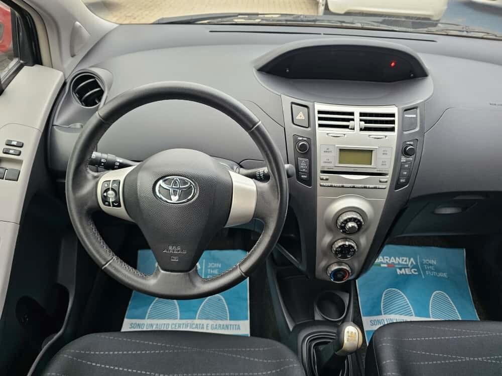 Toyota Yaris 1.3 5 porte - Unico proprietario