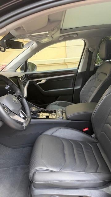 Volkswagen Touareg V6 HYBRID-385 CV-PREZZO UNICO