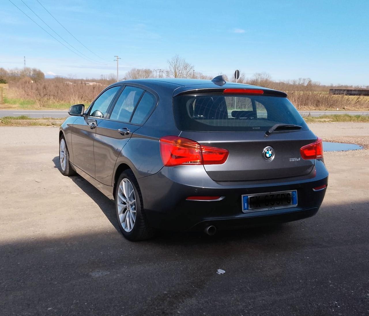 Bmw 118 118d 5p. Advantage