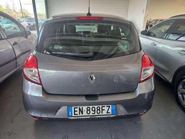 Renault Clio Clio III 2009 5p 1.5 dci Dynamique 75cv