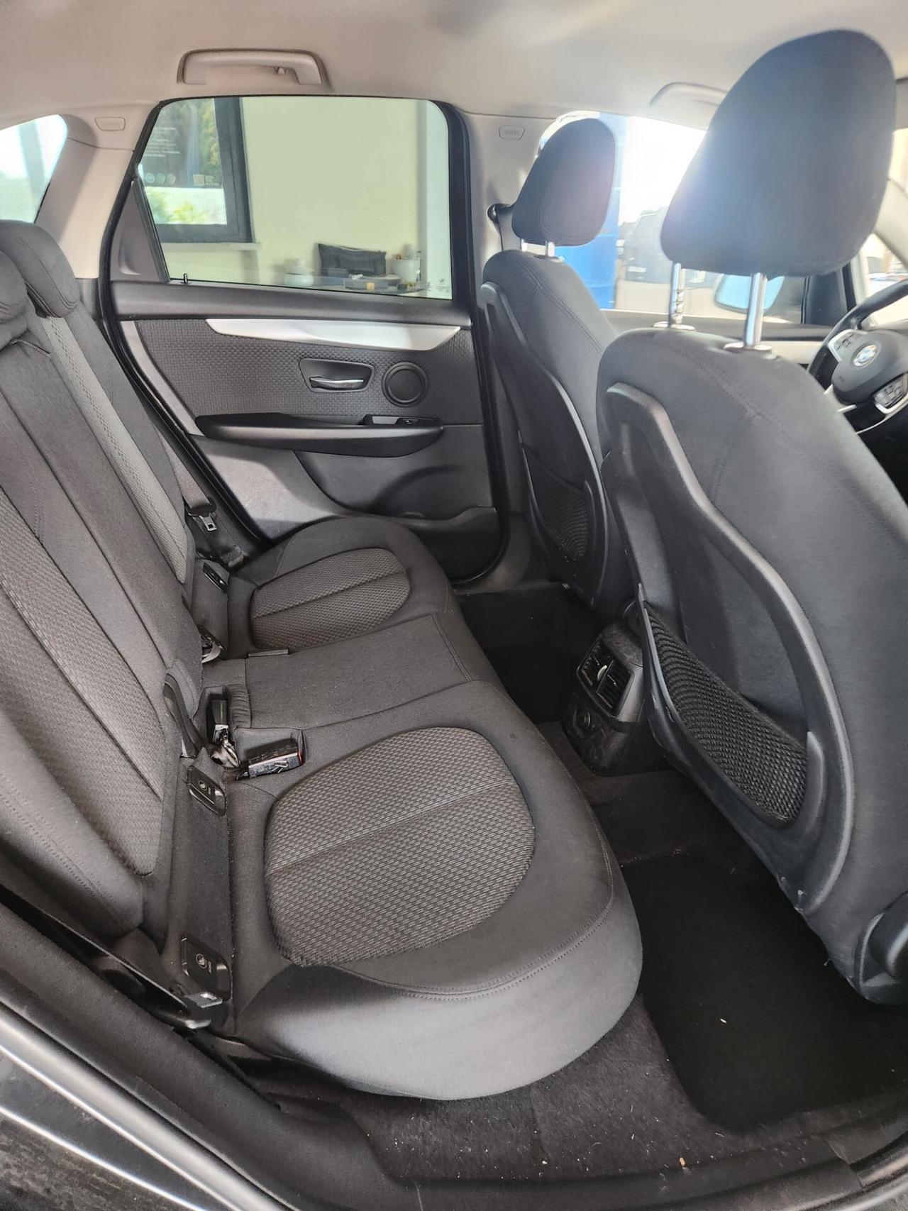 Bmw 216 216d Active Tourer Sport