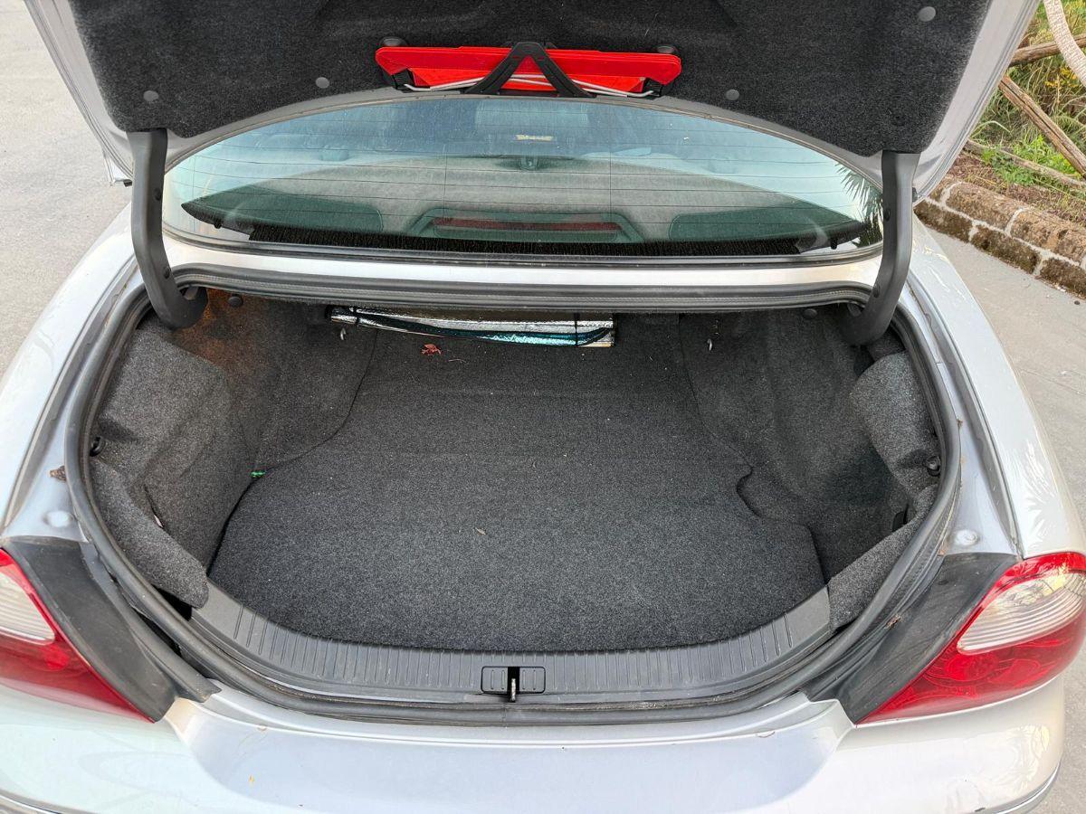 JAGUAR - S-Type - 2.7 diesel V6 Executive