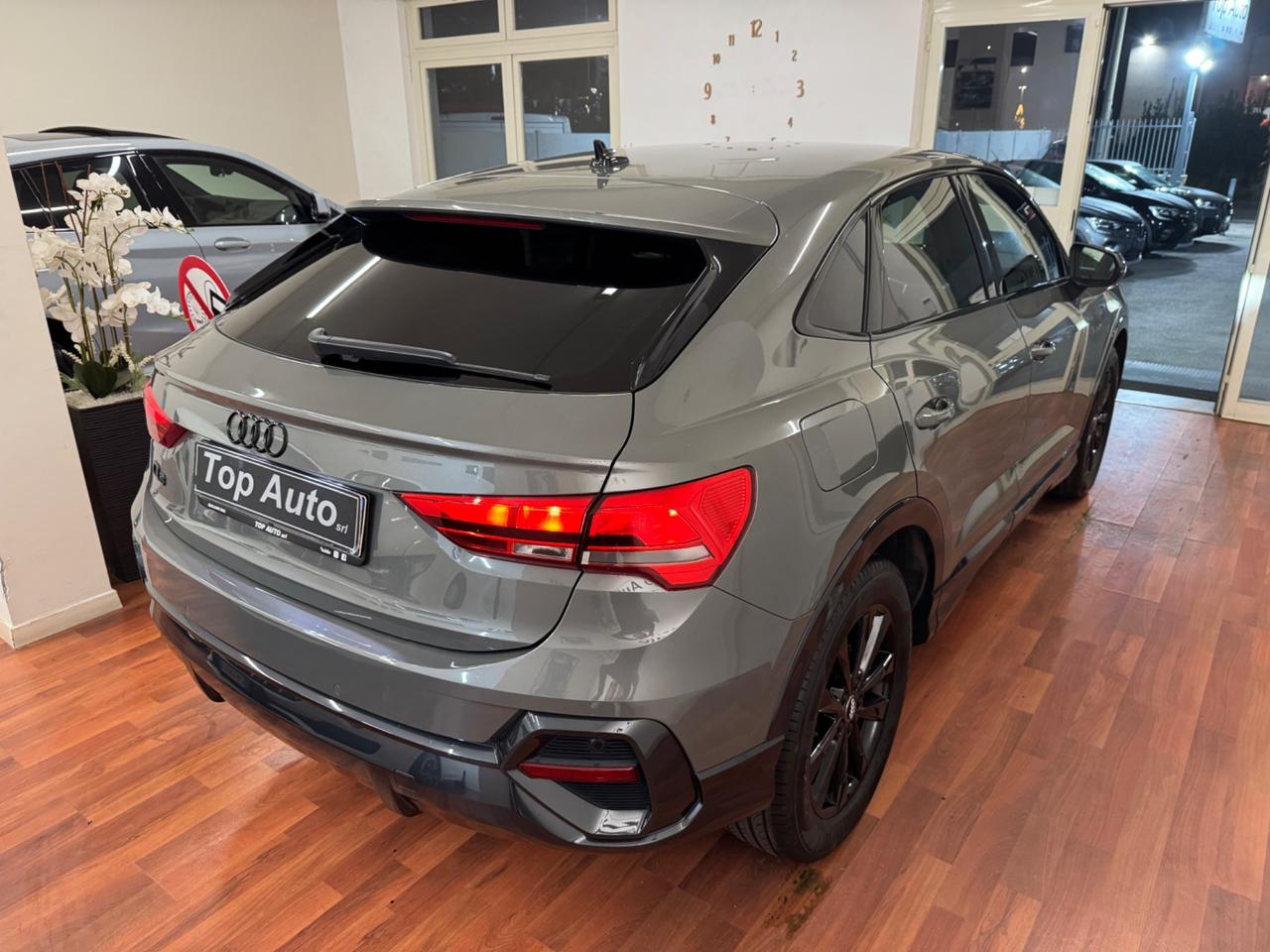 AUDI Q3 SPB 35 TDI S TRONIC IDENTITY BLACK