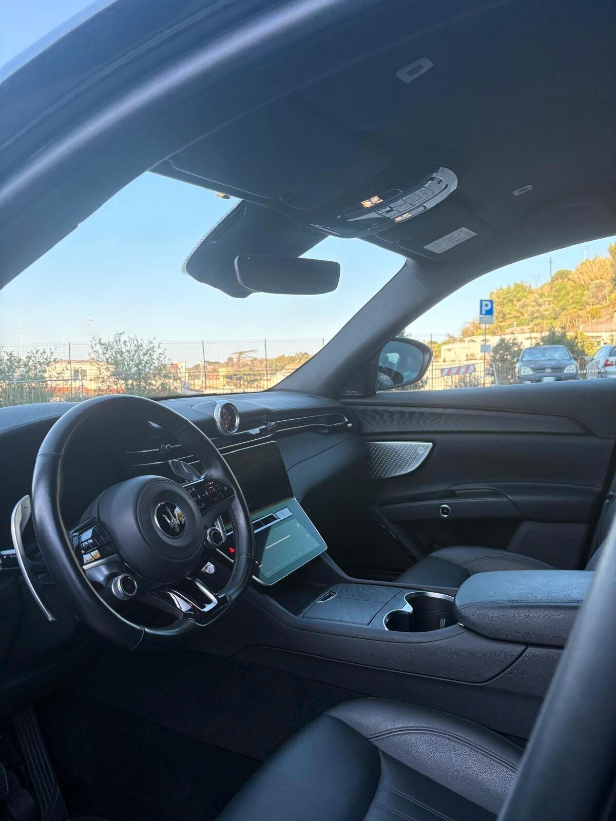 Maserati Grecale MHEV 300 CV AWD GT