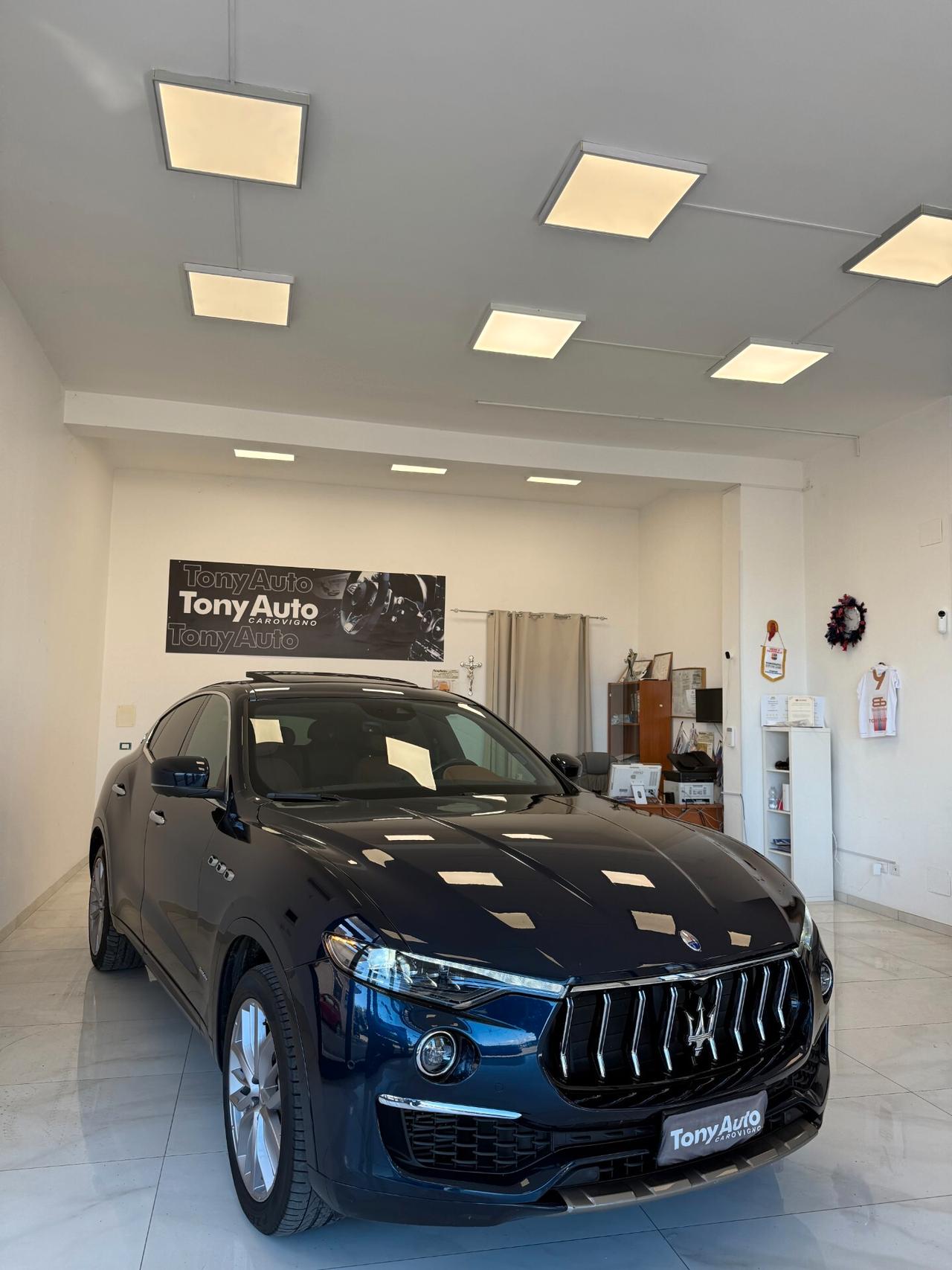 Maserati Levante 3.0 V6 Granlusso 250cv auto TETTO APRIBILE,APPLE CARPLAY,TELECAMERA,NAVIGATORE,PELLE