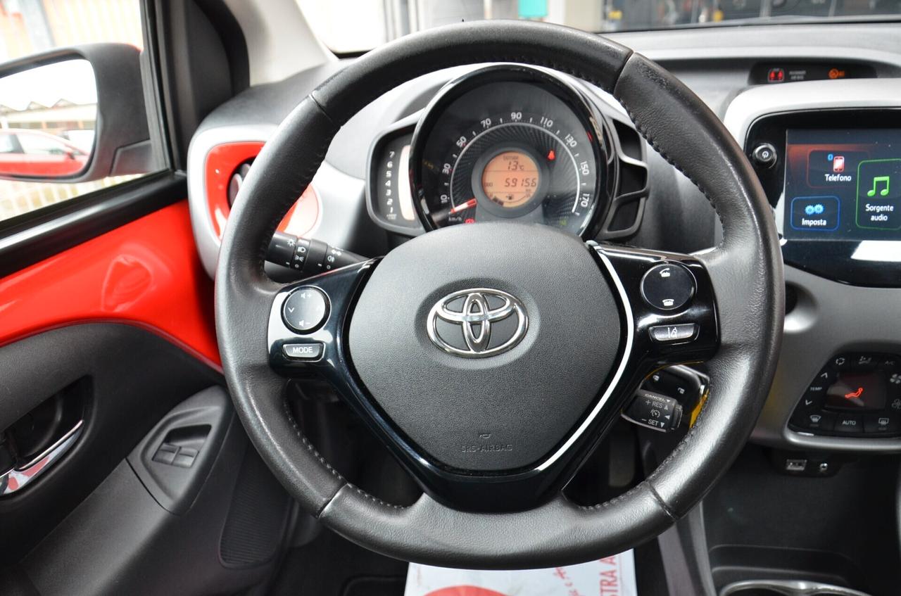 Toyota Aygo 1.0 VVT-i 72 CV 5 porte x-clusiv