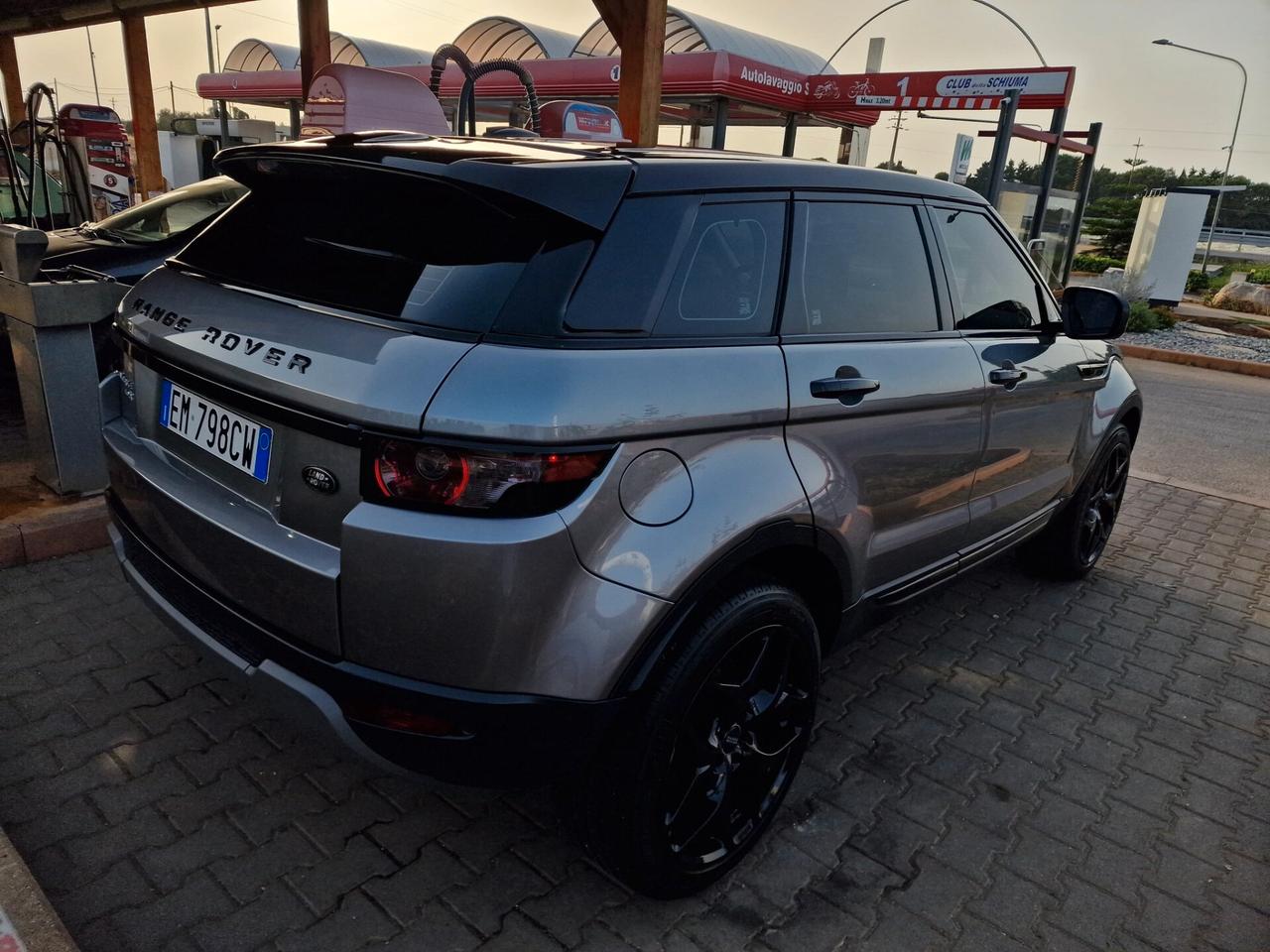Land Rover Range Evoque 2.2 TD4 5p. Prestige