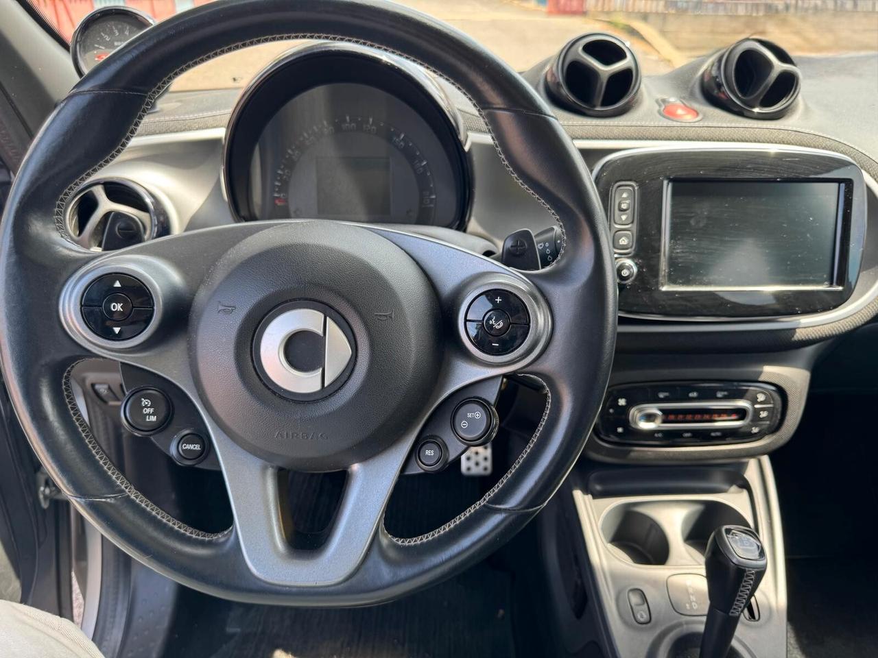 Smart ForFour BRABUS 0.9 Turbo twinamic Xclusive