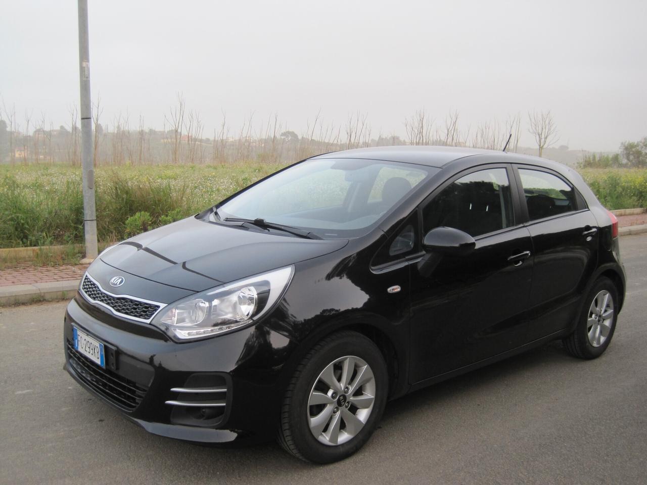 Kia Rio 1.1 CRDi 5p. Cool