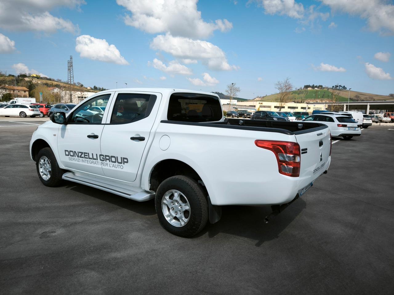 Mitsubishi L200 2.4 DI-D/154CV Double Cab Inform