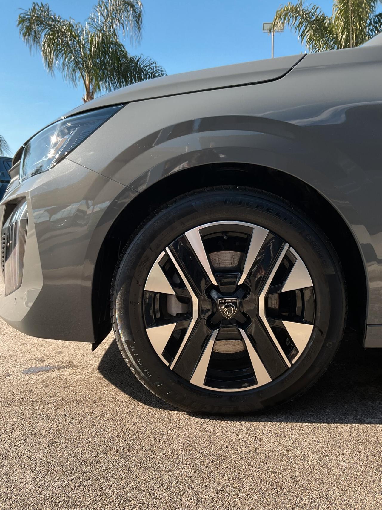 Peugeot 208 PureTech 100 Stop&Start 5 porte Allure