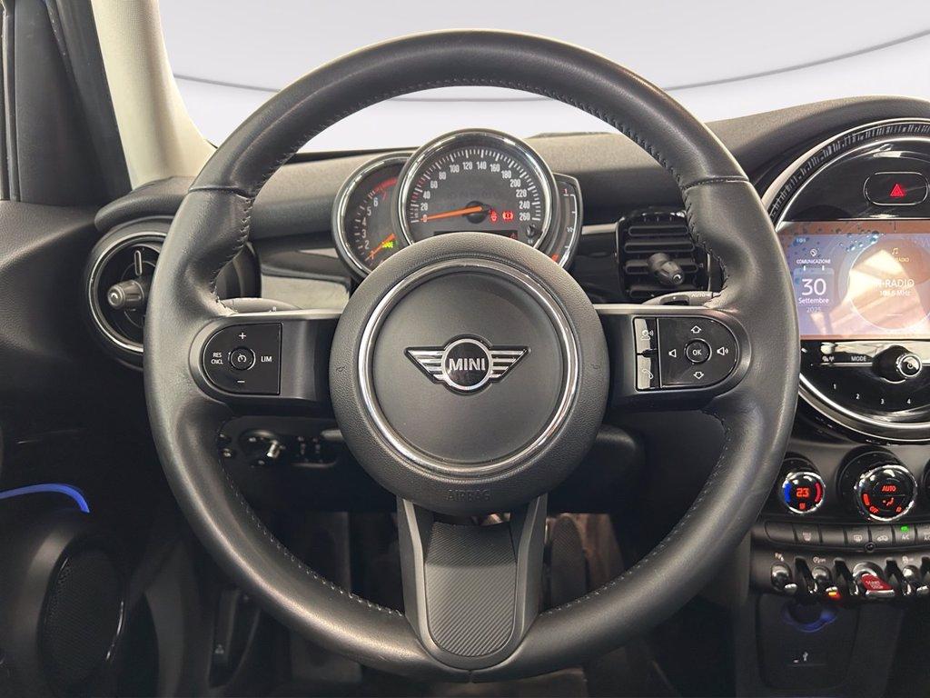 MINI Mini 5p 1.5 cooper essential del 2021