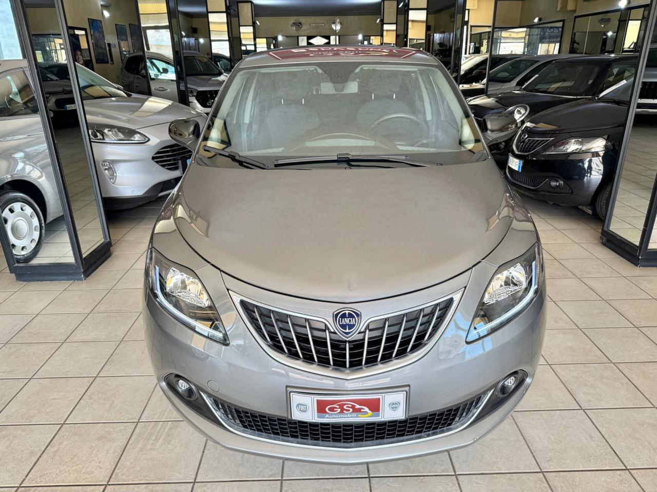 Lancia Ypsilon 1.0 FireFly 5 porte S&S Hybrid Platino