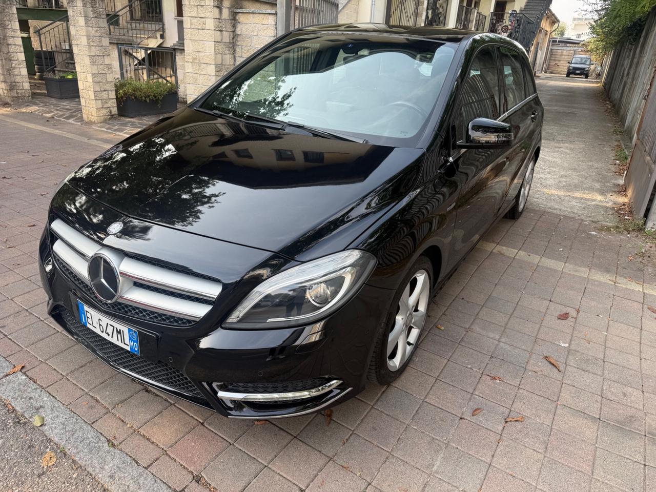 Mercedes-benz B 180 BlueEFFICIENCY Premium
