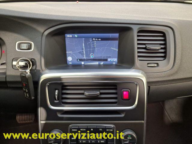 VOLVO V60 D3 Geartronic Momentum