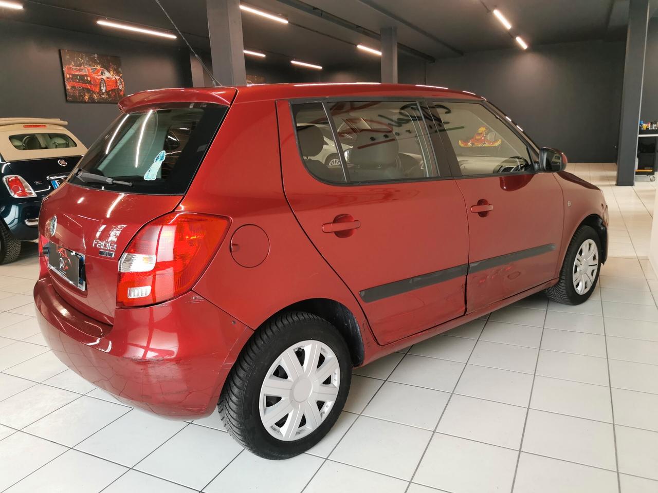 Skoda Fabia 1.4 5p. Comfort GPL Unicoproprietario Neopatentati