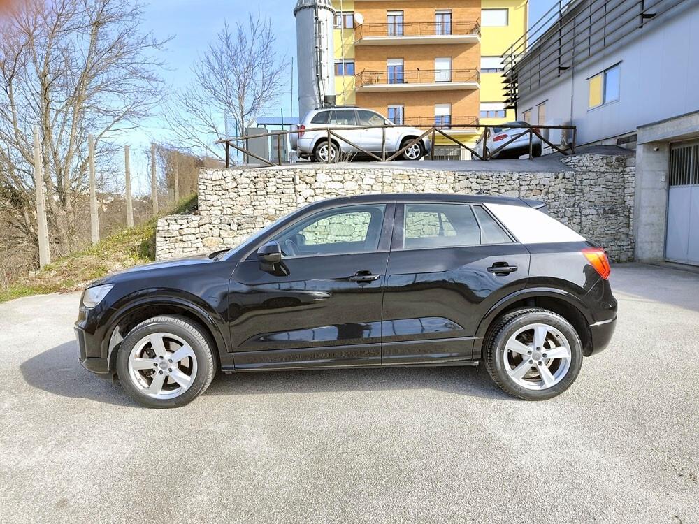 Audi Q2 1.6 TDI Design Virtual Cockpit, LED, Navi, KM Certificati!