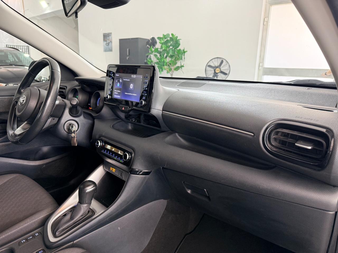 Toyota Yaris 1.5 Hybrid 5 porte Trend