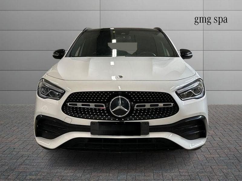 Mercedes-Benz GLA 200 d Premium auto