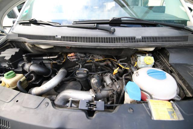 VOLKSWAGEN Transporter VW T5 2.5tdi 131cv 9Posti TettoKlima GT