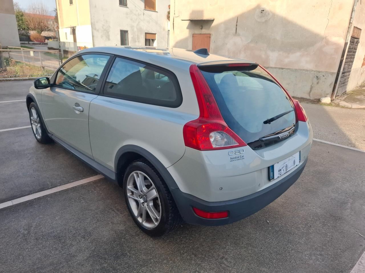 Volvo C30 2.0 D 136cv 6 Marce ok Neopatentati