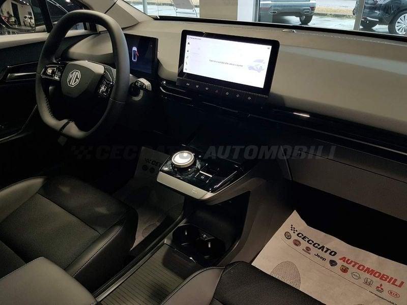 MG MG4 MG4 LUXURY 64KW - MEDAL SILVER