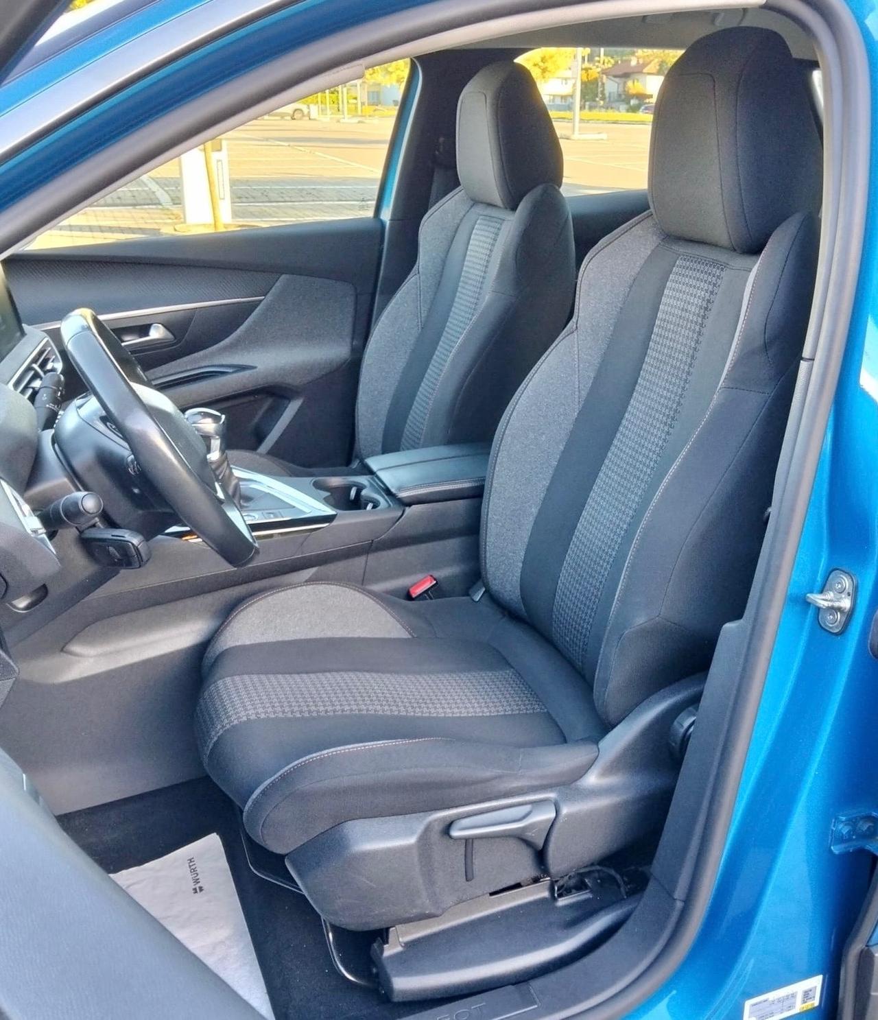 Peugeot 3008 BlueHDi 130 S&S Allure Pack*Navi*Camera