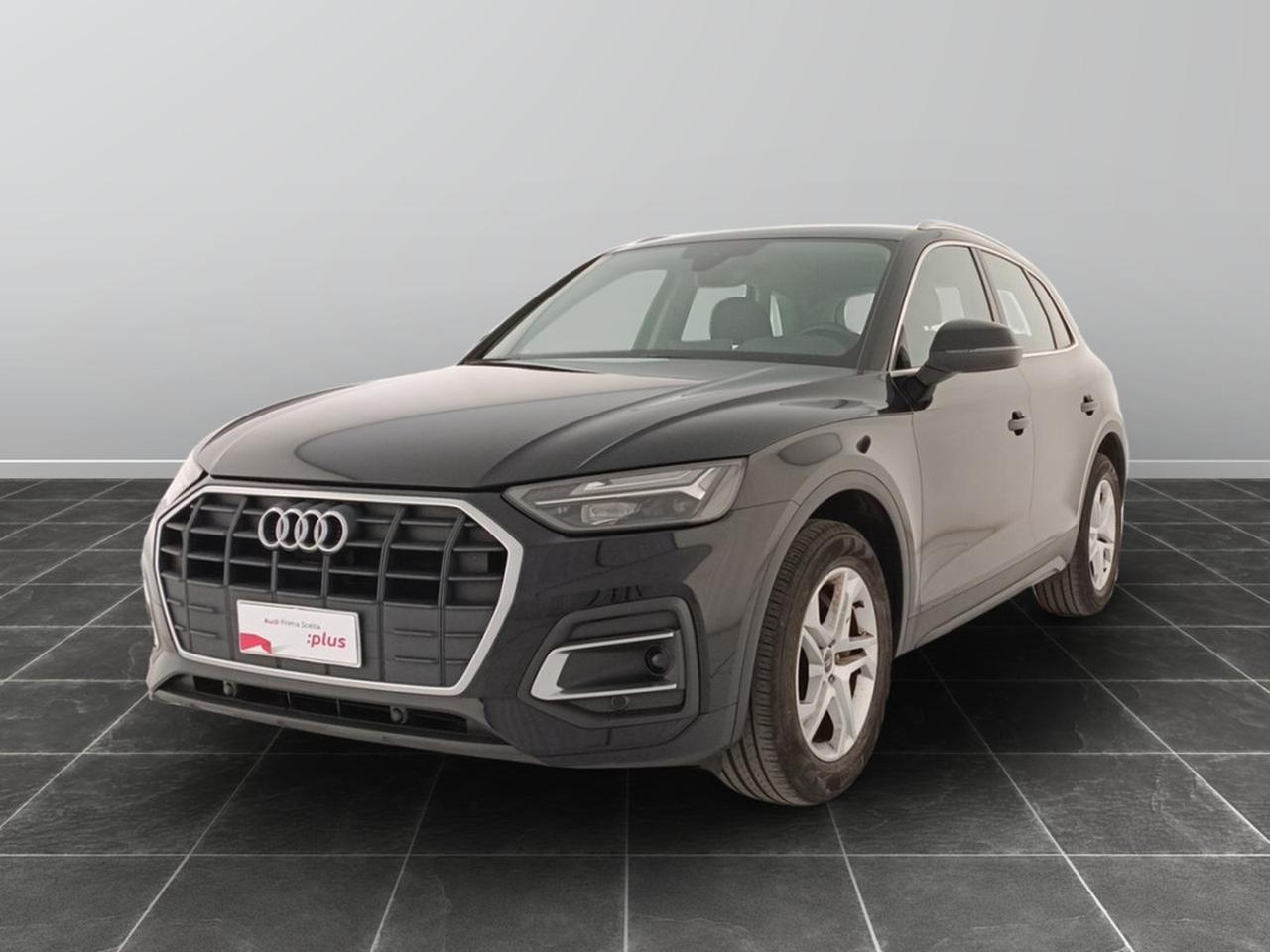 Audi Q5 35 2.0 tdi mhev 12v business s tronic