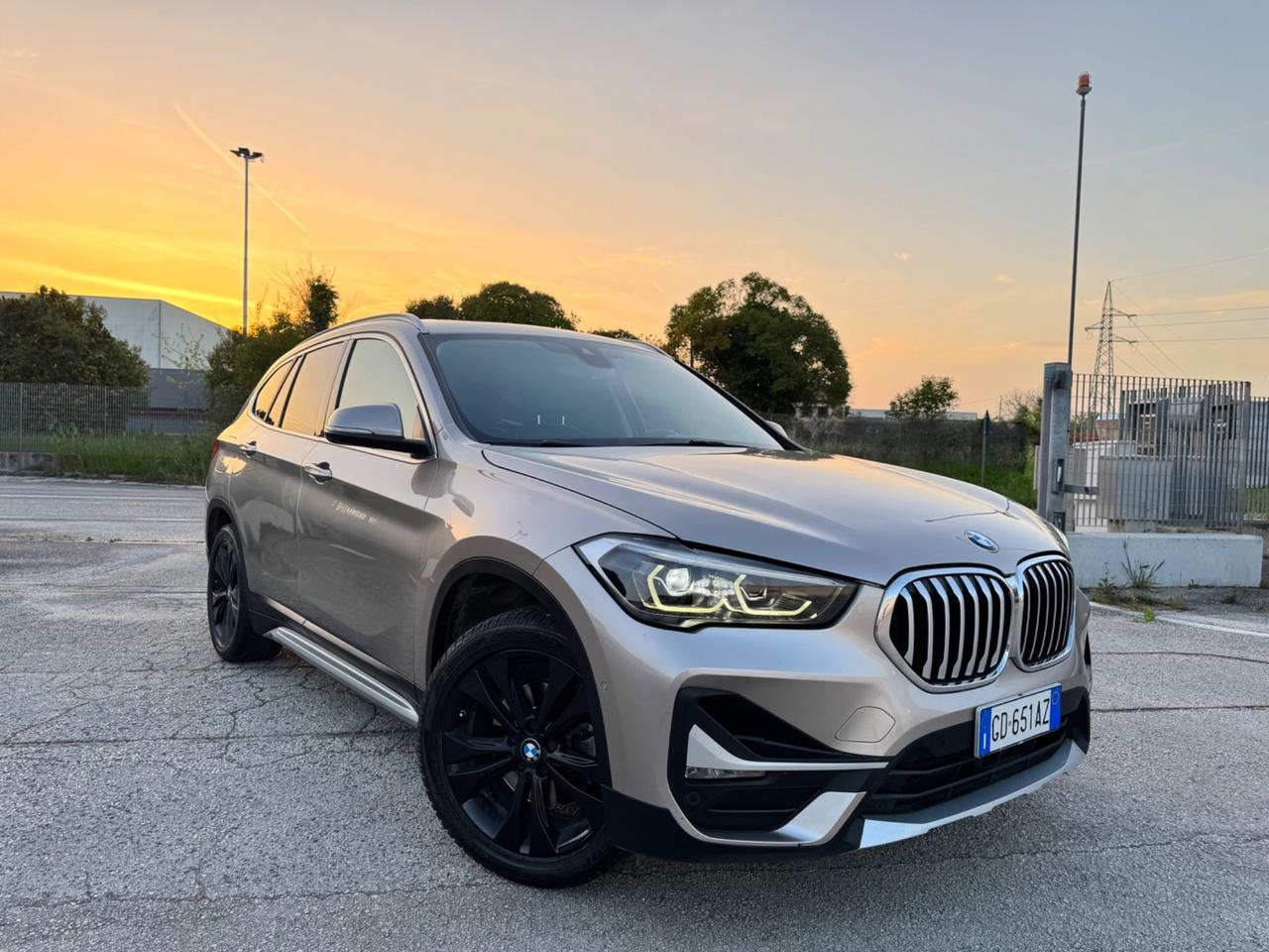 BMW X1 18d XDrive XLine - Tetto Led 18