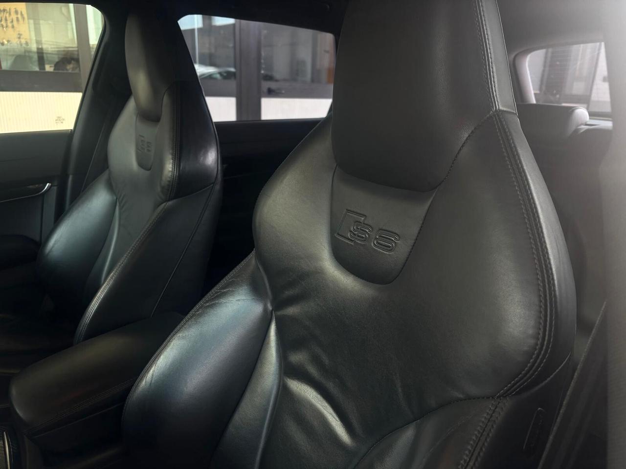 Audi A6 S6 Avant 5.2 V10 quattro tiptronic