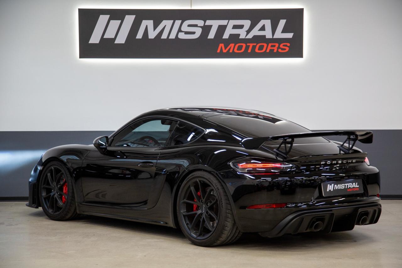 Porsche Cayman 718 GT4 Clubsport