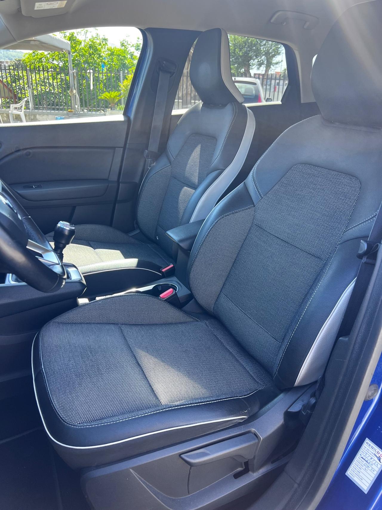 Renault Captur TCe 100 CV GPL Intens