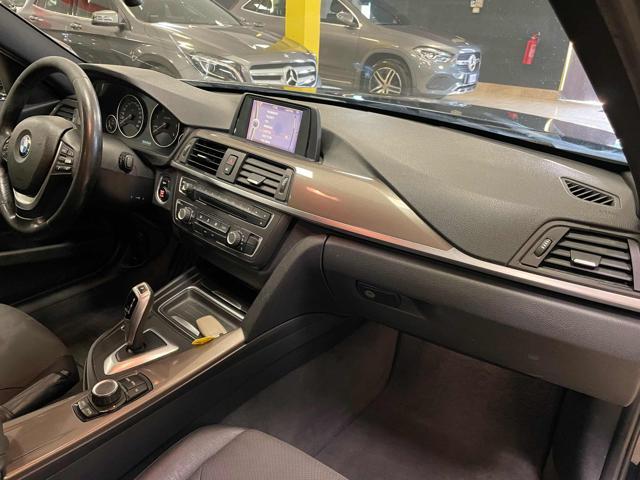 BMW 320 d Touring *AUTOMATICA/PELLE/XENO/PDC*