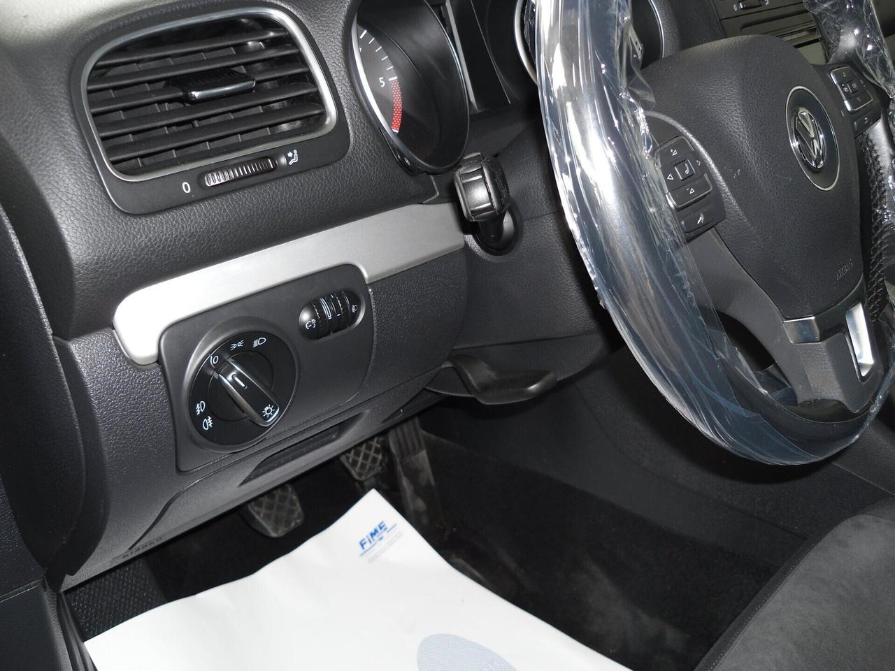 Volkswagen Golf 1.6 tdi 105 cv Highline