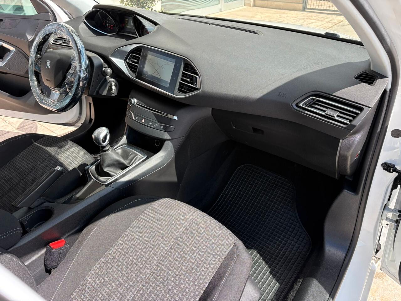 Peugeot 308 BlueHDi 130 S&S SW Allure