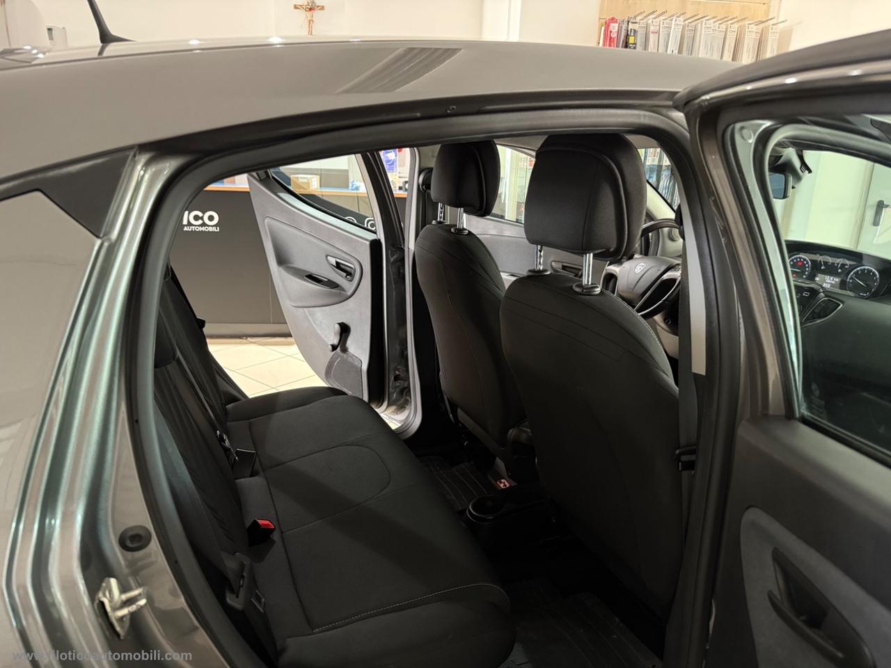 LANCIA Ypsilon 1.0 FireFly 5p.S&S Hybryd Gold 5 POSTO, CARPLAY