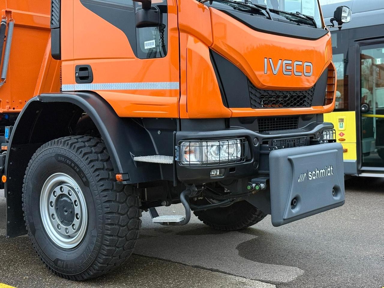Iveco eurocargo 150E280 4x4 spazzaneve