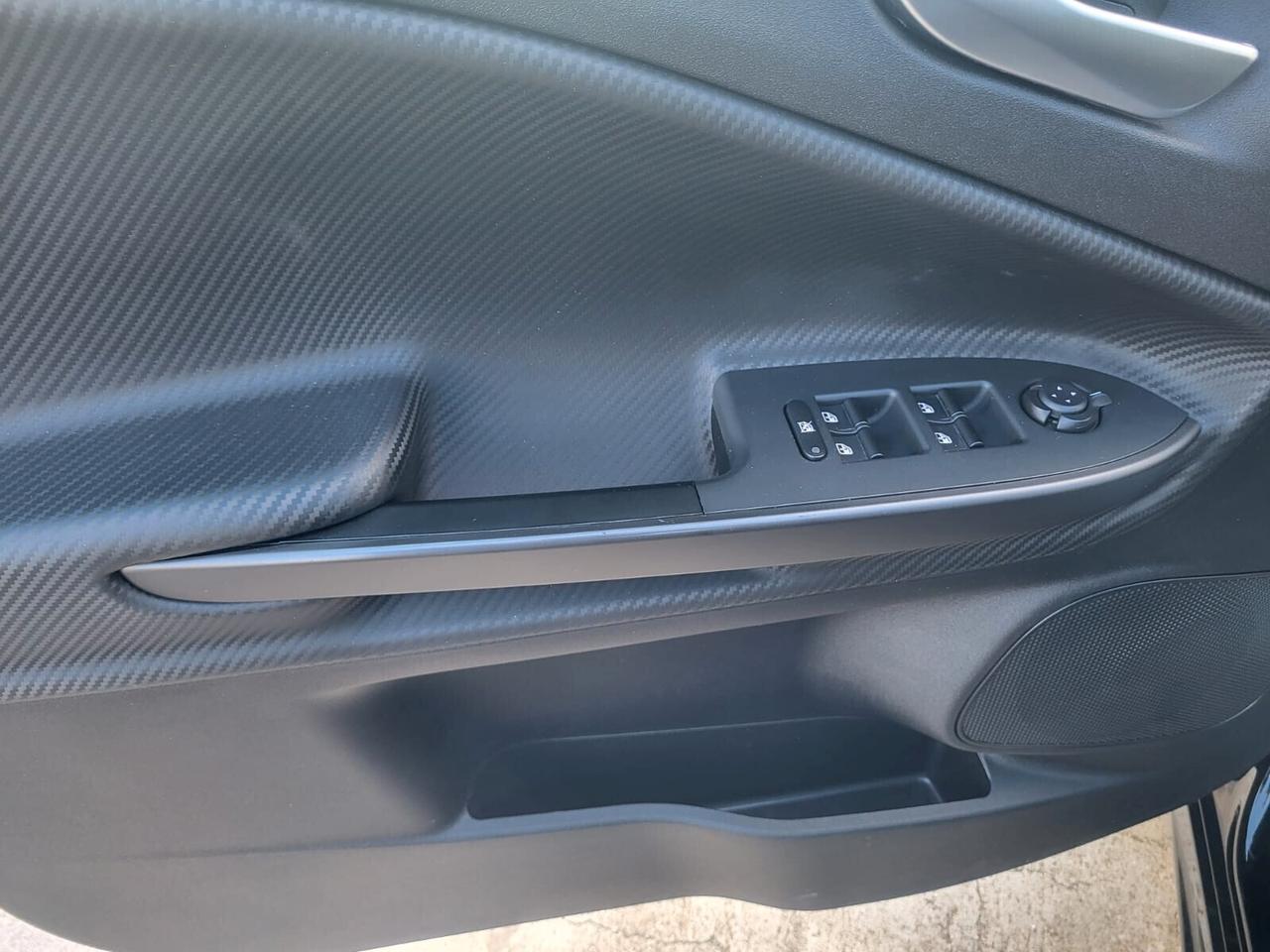 Alfa Romeo Giulietta 1.6 JTDm 120 CV Veloce Carbon Look