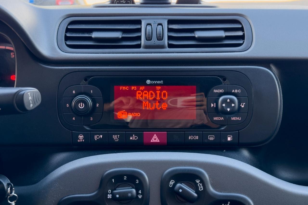 FIAT PANDA BENZINA e METANO 5 posti