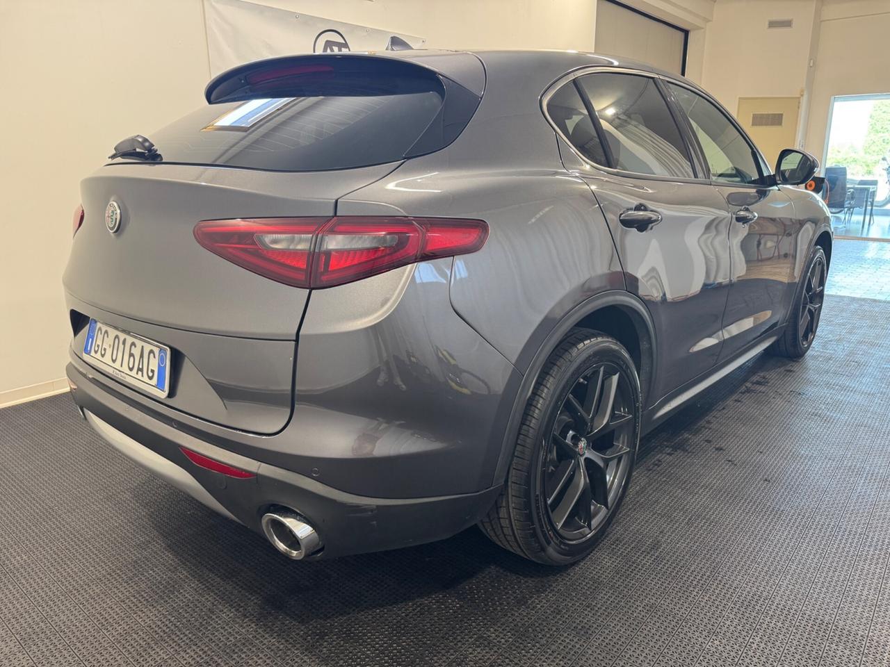 Alfa Romeo Stelvio 2.2 Turbodiesel 190 CV AT8 Q4 Executive
