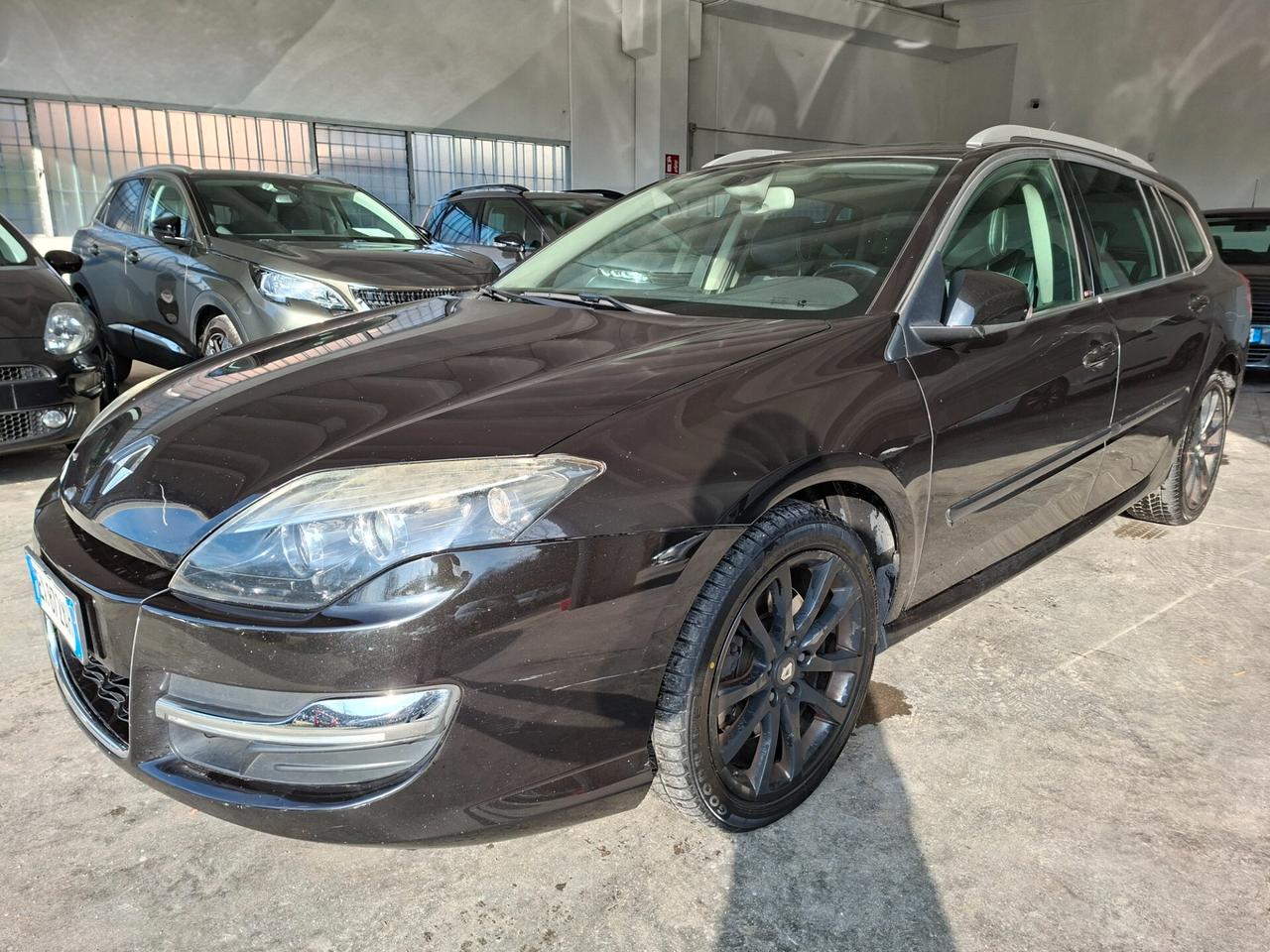 Renault Laguna 2.0 dCi 175CV SporTour 4Control ESM
