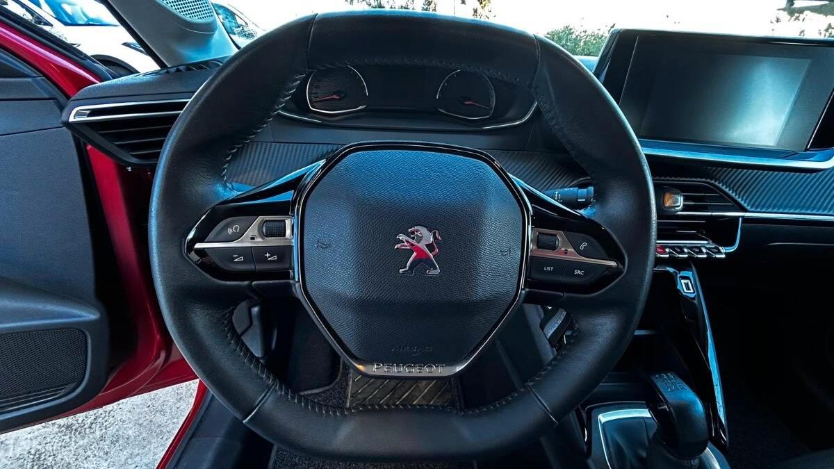 Peugeot 208 1,2 Allure Pack 75cv con 45375 km