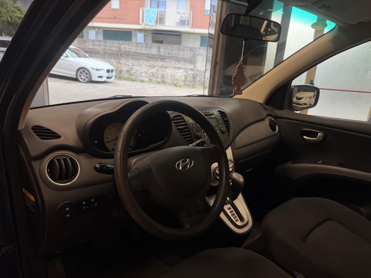 Hyundai i10 1.1 Active Automatica