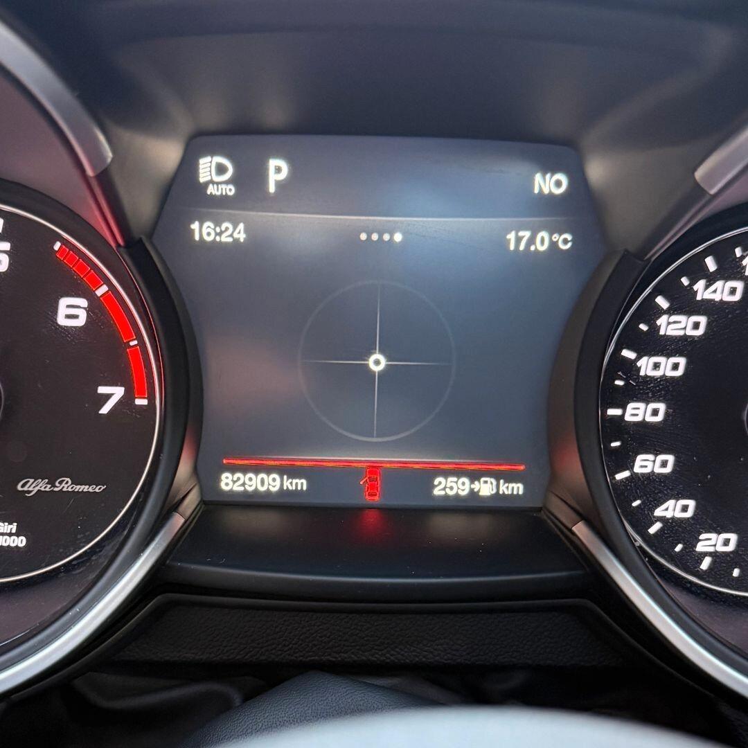 Alfa Romeo Stelvio 2.0 Turbo 280 CV AT8 Q4 Super