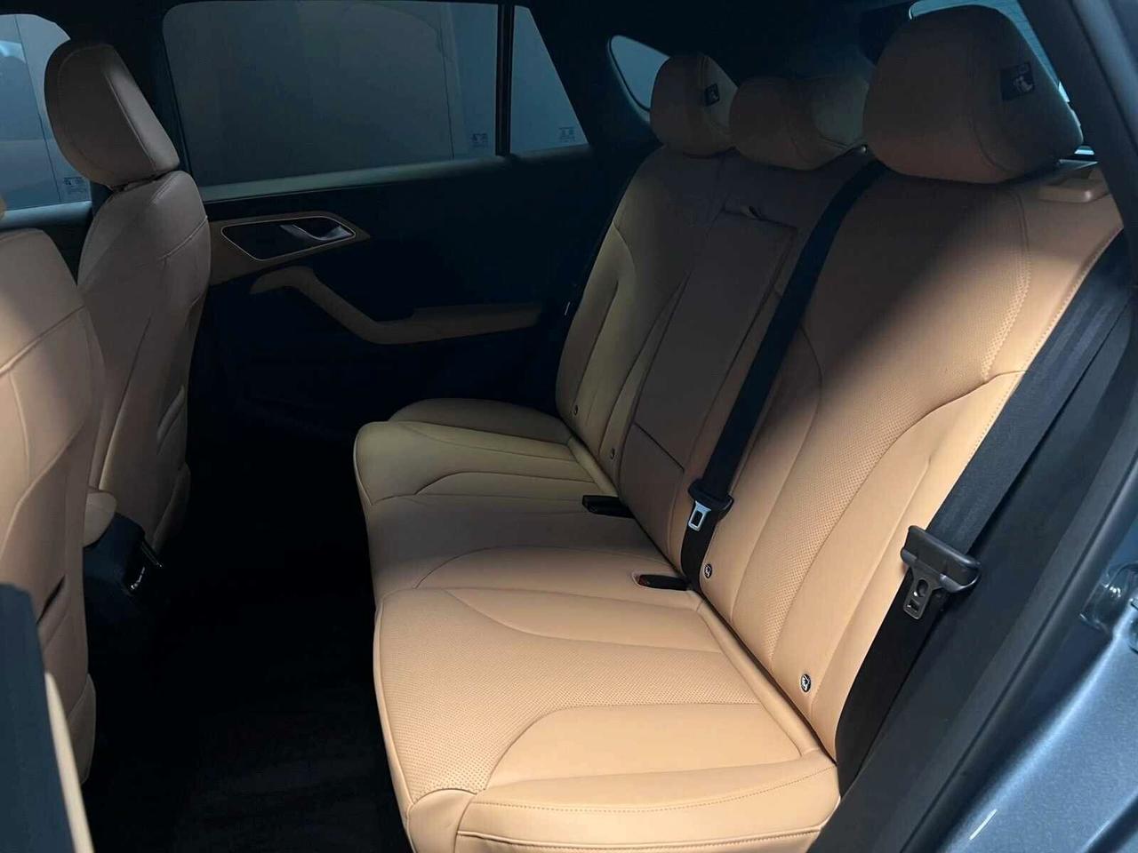 MG HS NEW MODEL 1.5 CC 170 CV AT LUXURY KM0