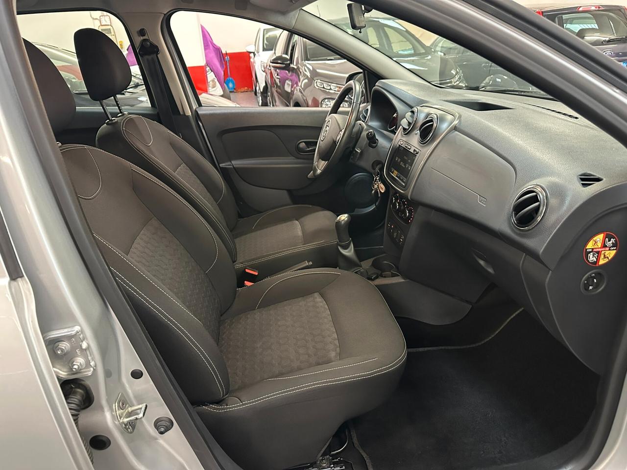 Dacia Sandero 1.2 75CV Lauréate