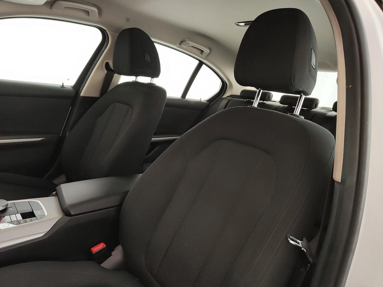 Bmw 318D 48V BUSINESS ADVANTAGE AUTO